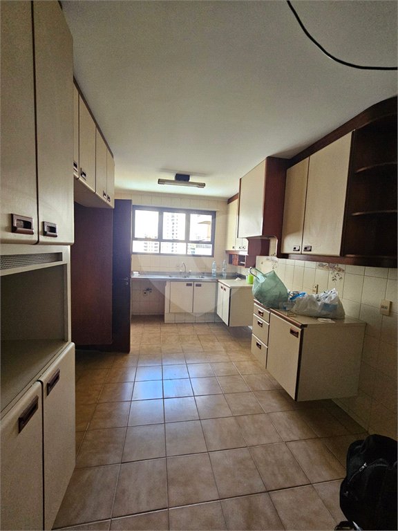 Apartamento à venda com 4 quartos, sendo 2 suítes,  em Jardim Parque Morumbi, São Paulo, SP