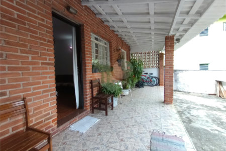 Casa Térrea à venda com 3 quartos, sendo 1 suíte, em Jardim São Luís, São Paulo, SP