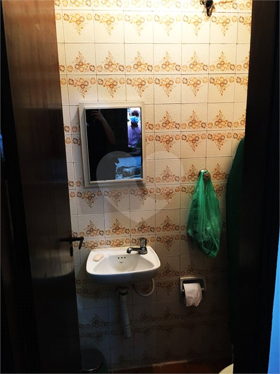 Sobrado à venda com 4 quartos, sendo 1 suíte,  em Vila Gomes, São Paulo, SP