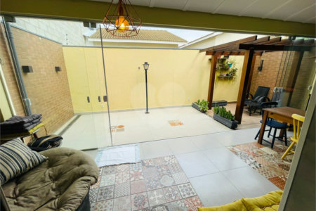 Casa à venda com 3 quartos, sendo 1 suíte, no condomínio Maggiori, Sorocaba - SP