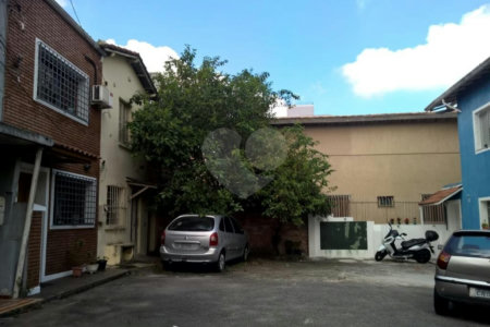 Casa à venda com 2 quartos em Cambuci, São Paulo, SP