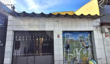 Casa à venda com 4 quartos em Vila dos Minérios, São Paulo, SP