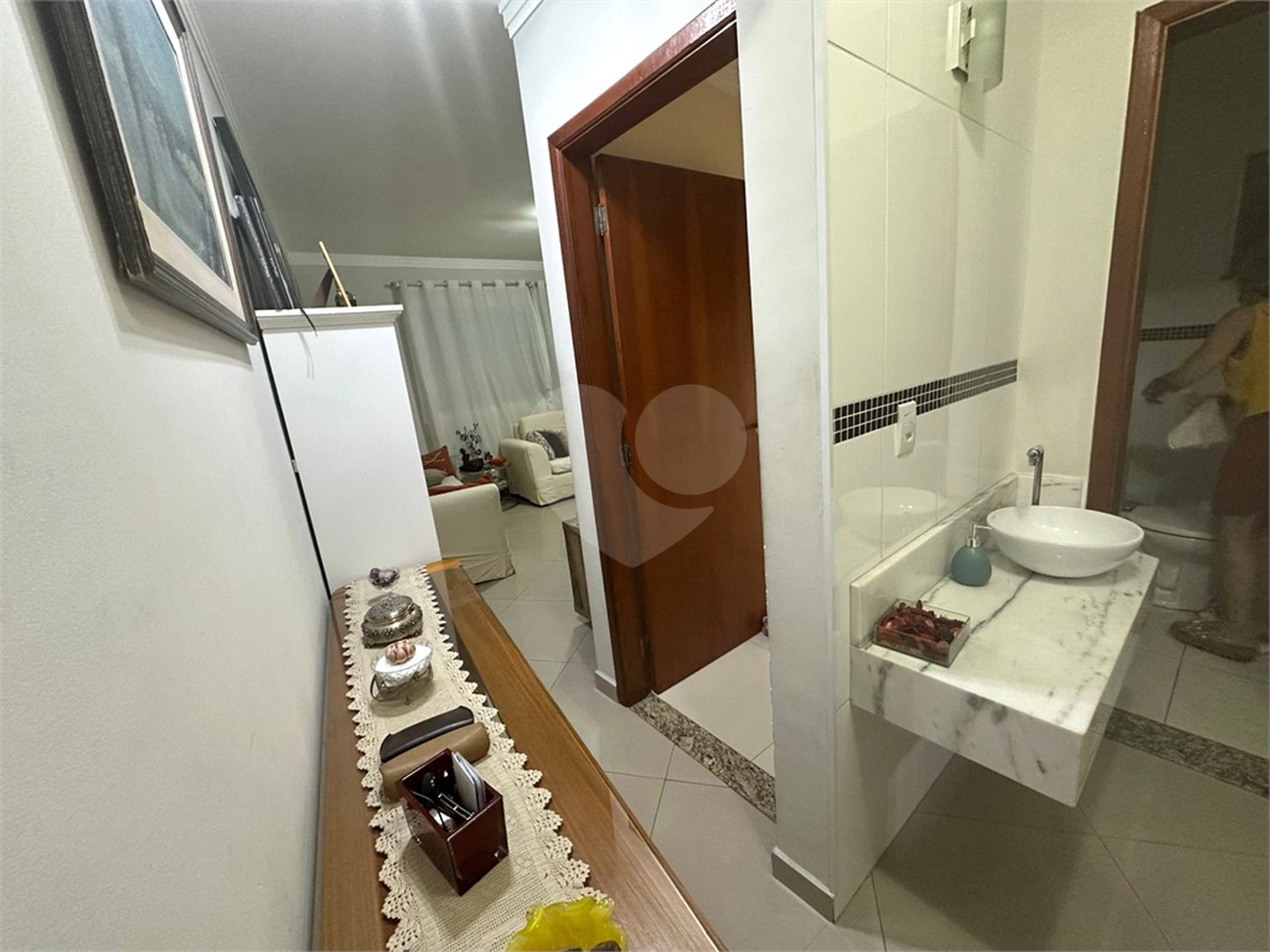 Casa à venda ou para alugar com 3 quartos, sendo 1 suíte,  em Jardim Vivan, São Paulo, SP