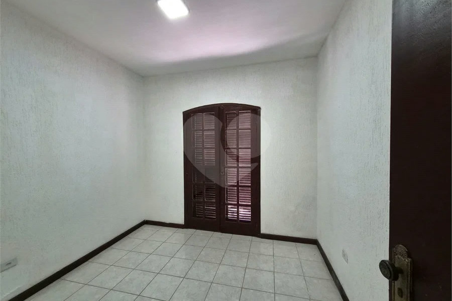 Casa à venda ou para alugar com 4 suítes no condomínio Parque Imperial da Cantareira, Mairiporã - SP