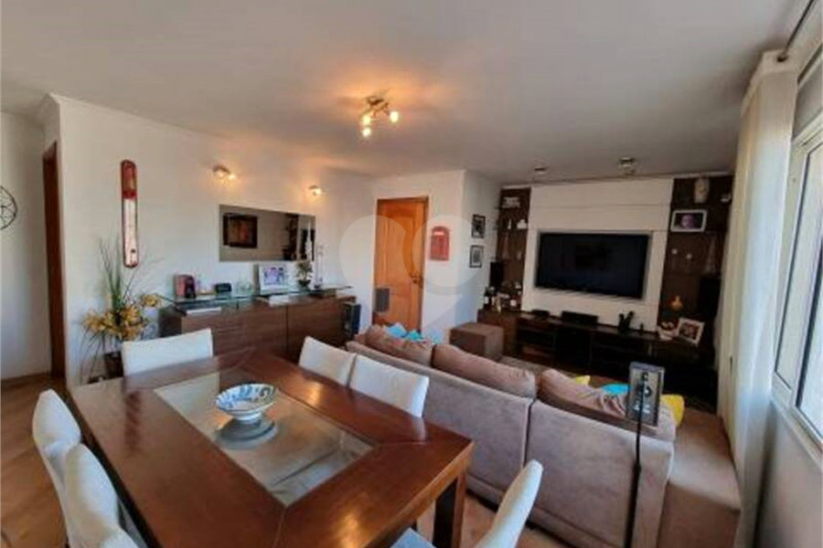 Apartamento à venda com 3 quartos, sendo 1 suíte, em Vila Mariana, São Paulo, SP