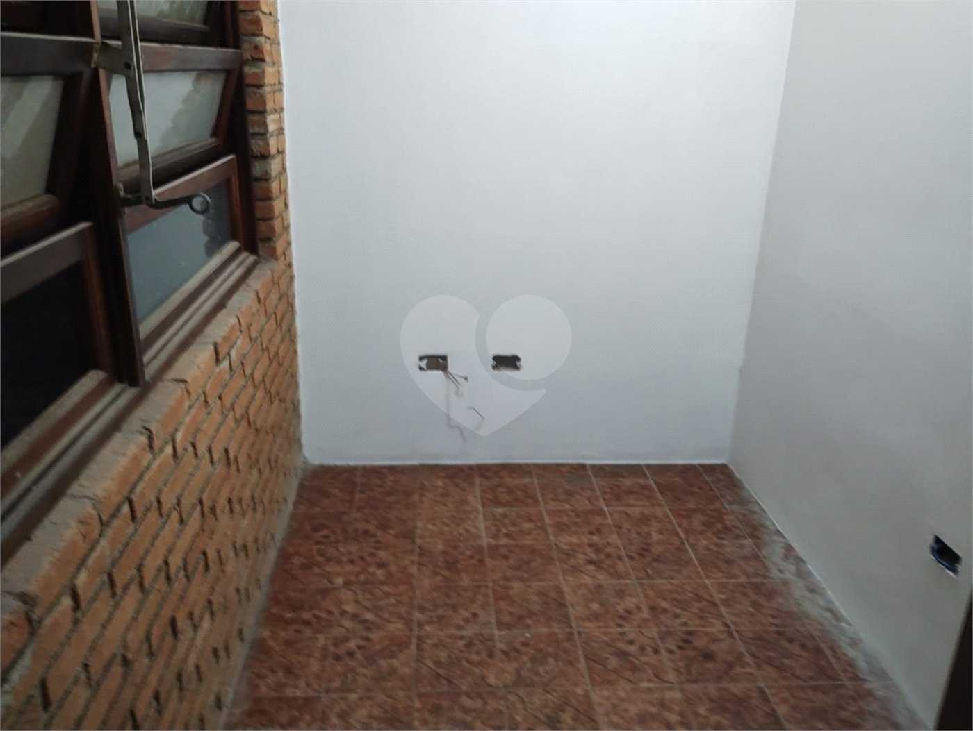 Casa de Vila à venda com 4 suítes em Jardim Londrina, São Paulo, SP