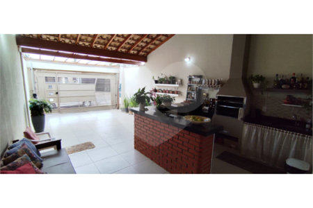 Casa Térrea à venda com 3 quartos, sendo 1 suíte, em Vila Maria Helena, Indaiatuba, SP