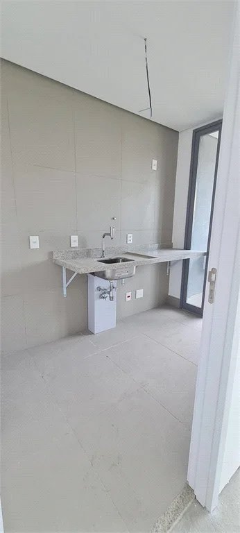 Apartamento à venda com 2 quartos, sendo 1 suíte, em Pinheiros, São Paulo, SP