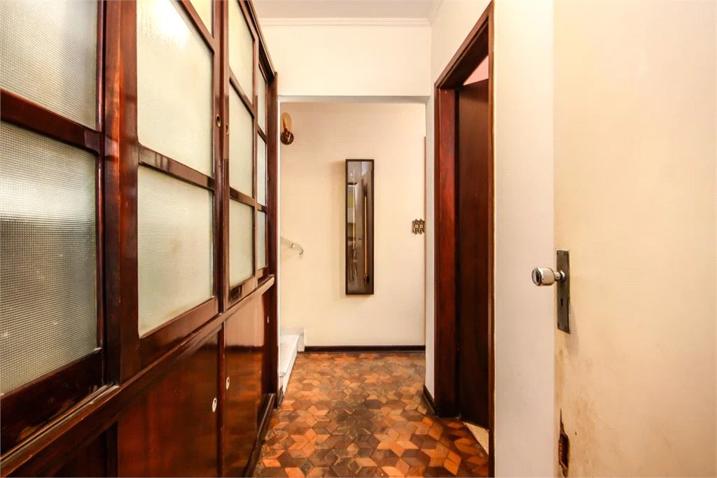 Casa à venda com 3 quartos, sendo 1 suíte,  em Alto da Lapa, São Paulo, SP