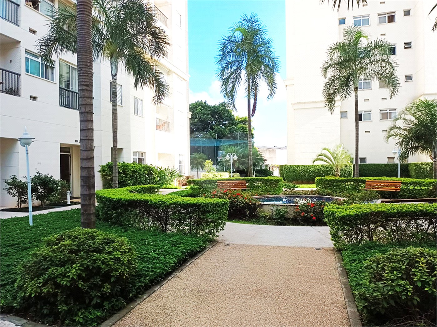 Apartamento para alugar com 2 quartos em Vila Anastácio, São Paulo, SP