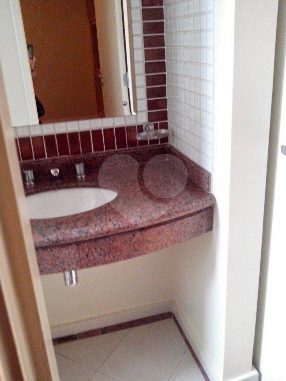 Flat à venda com 1 quarto em Santana, São Paulo, SP