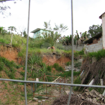 Terreno à venda em Chácaras Copaco, Arujá, SP