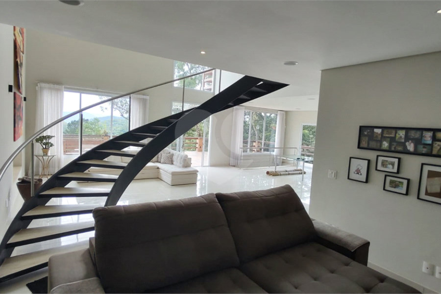 Casa à venda com 6 suítes em Serra da Cantareira, Mairiporã, SP