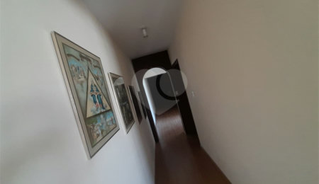 Apartamento à venda com 3 quartos, sendo 1 suíte,  no Centro, Serra Negra, SP