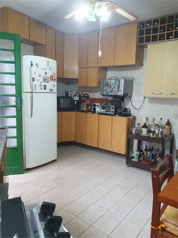 Casa à venda com 2 quartos, sendo 1 suíte, em Jardim das Bandeiras, São Paulo, SP