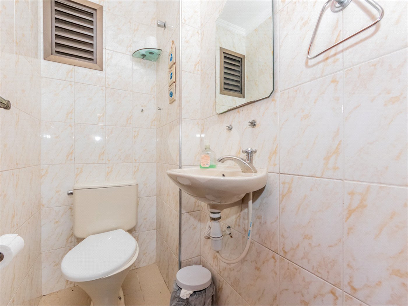Apartamento à venda com 3 quartos, sendo 1 suíte, em Vila Carrão, São Paulo, SP