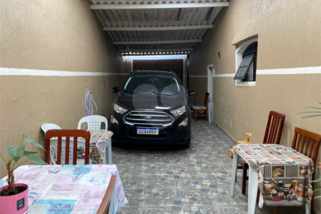 Casa à venda com 3 quartos em Jardim Santa Helena, Poá, SP