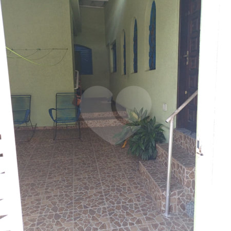 Casa à venda com 4 quartos em Vila Nivi, São Paulo, SP