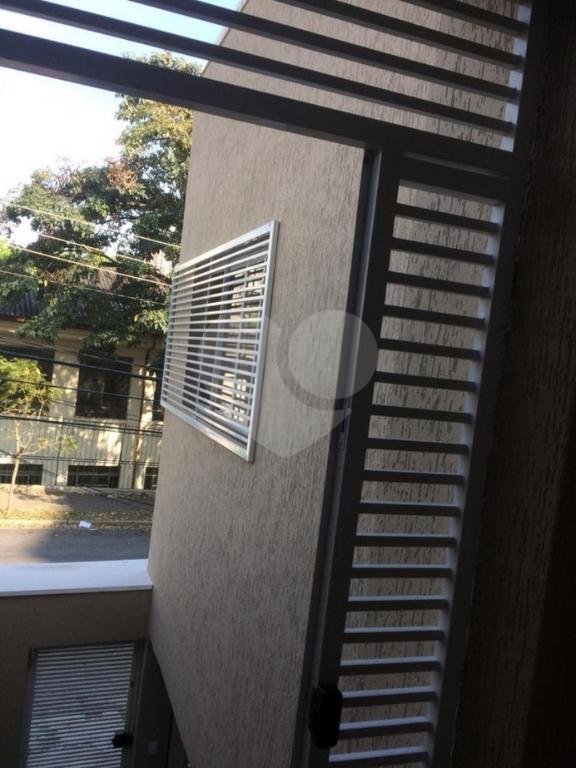 Sobrado à venda com 4 quartos, sendo 3 suítes, em Cambuci, São Paulo, SP
