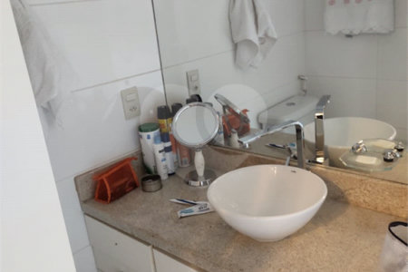 Duplex à venda com 3 suítes em Bosque da Saúde, São Paulo, SP