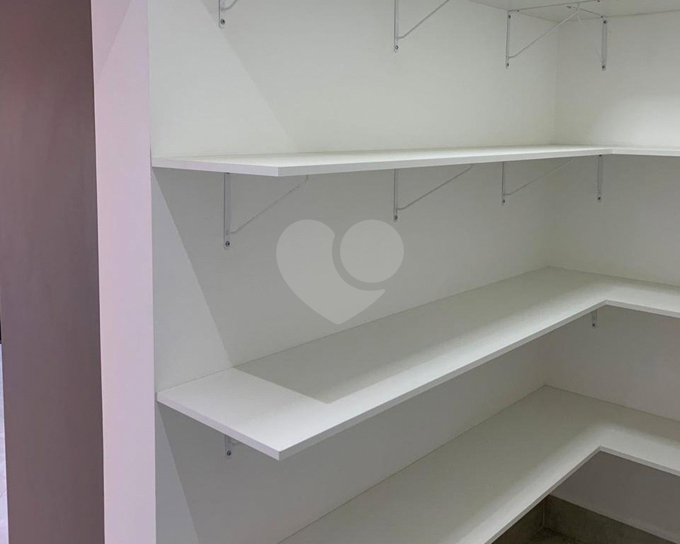 Casa à venda com 3 suítes no condomínio Village Ipanema I, Araçoiaba da Serra - SP