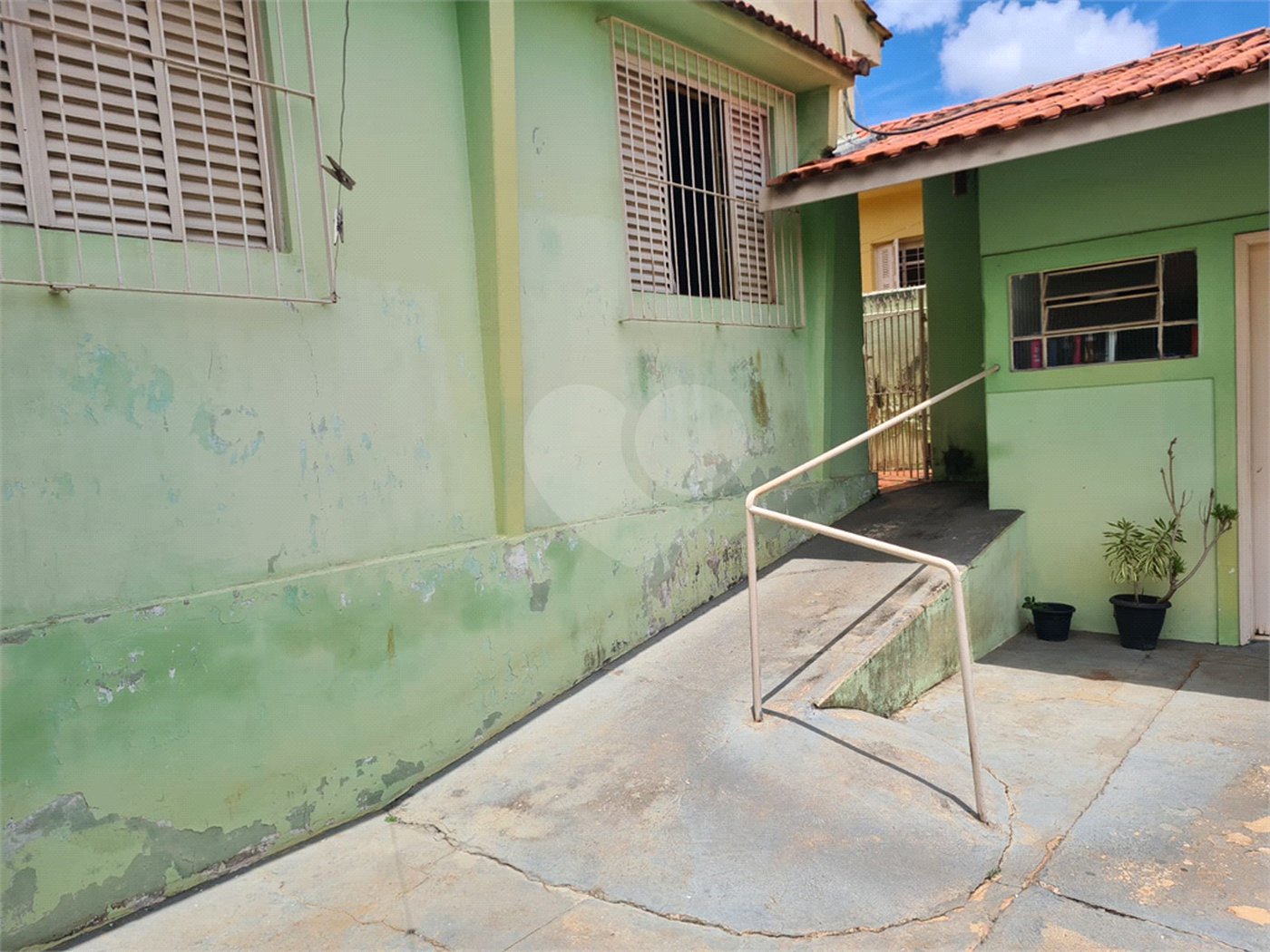 Sala à venda com 2 quartos, sendo 1 suíte,  no Centro, Itapetininga, SP
