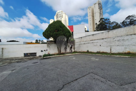 Sobrado à venda com 3 quartos, sendo 1 suíte, em Cupecê, São Paulo, SP