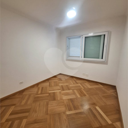 Apartamento à venda com 3 quartos, sendo 1 suíte, em Paraíso do Morumbi, São Paulo, SP