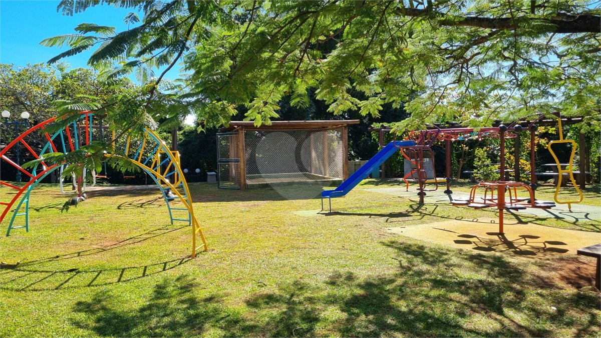 Casa à venda com 3 suítes no condomínio Residencial Villa dos Inglezes, Sorocaba - SP