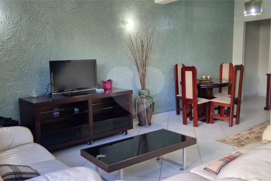 Sobrado à venda com 3 quartos, sendo 1 suíte, em Santana, São Paulo, SP