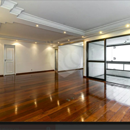 Apartamento a venda em Moema com 162m², 3 quartos ( suítes ) 3 vagas