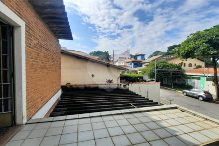 Sobrado à venda com 4 quartos, sendo 1 suíte,  em City Campo Grande, São Paulo, SP