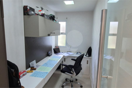 Casa à venda com 4 quartos, sendo 2 suítes,  no condomínio Aromaz, São Bernardo do Campo - SP