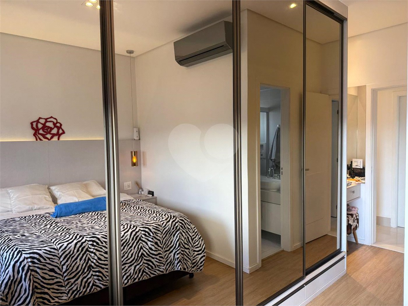 Apartamento à venda com 3 quartos, sendo 1 suíte, em Vila Andrade, São Paulo, SP