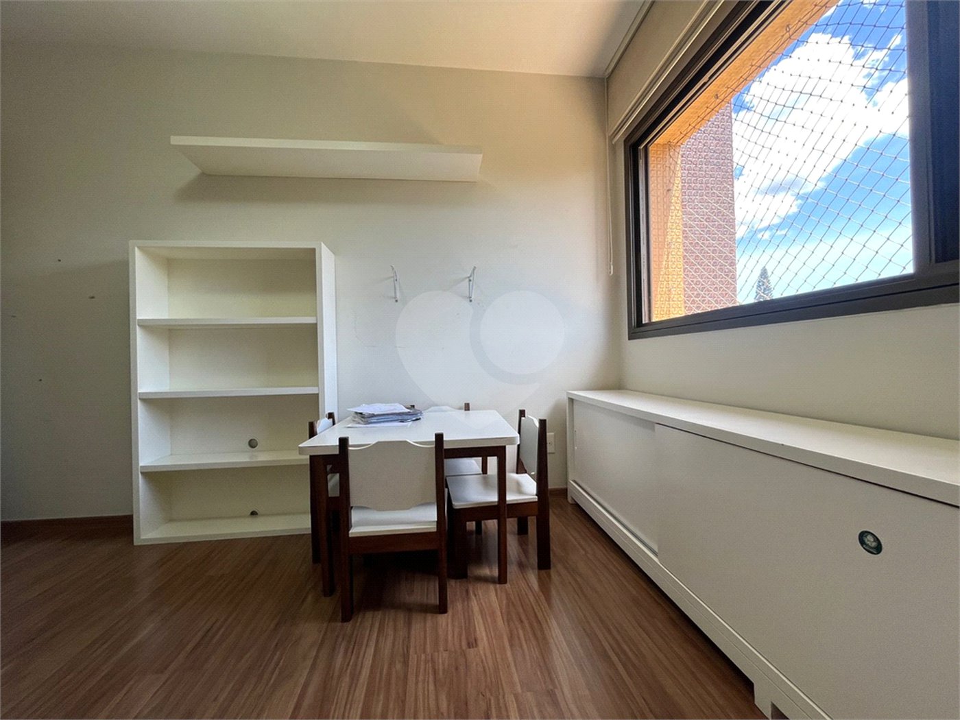 Apartamento à venda com 3 quartos, sendo 1 suíte, em Tremembé, São Paulo, SP