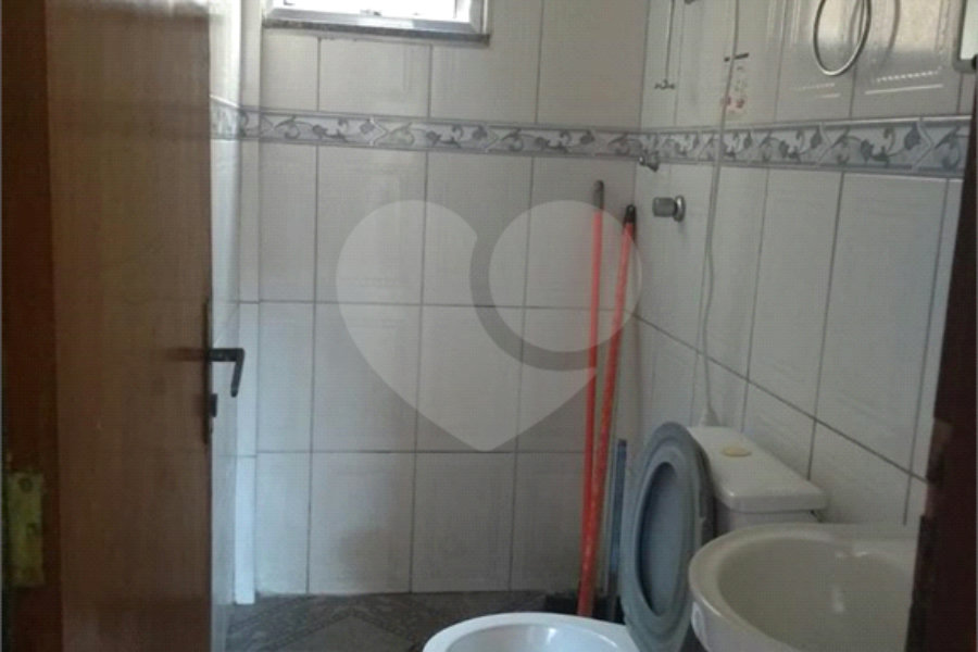 Apartamento à venda com 2 quartos em Cidade Tiradentes, São Paulo, SP