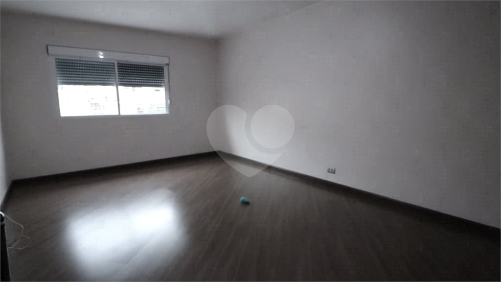 Sobrado à venda com 4 quartos em Vila Guilherme, São Paulo, SP