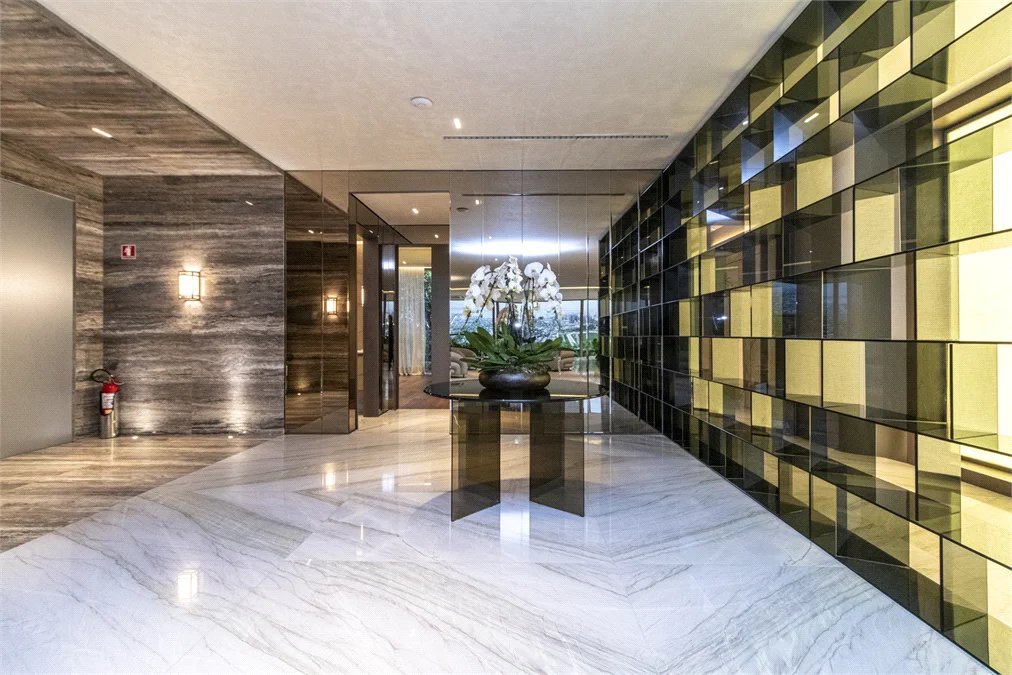 Apartamento à venda com 4 suítes em Jardim Guedala, São Paulo, SP
