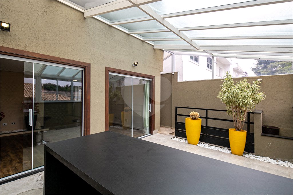 Casa à venda com 3 quartos, sendo 1 suíte, em Campo Belo, São Paulo, SP