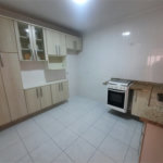 Casa para alugar com 3 quartos, sendo 1 suíte, no condomínio Residencial Sol Francisco, São Paulo - SP