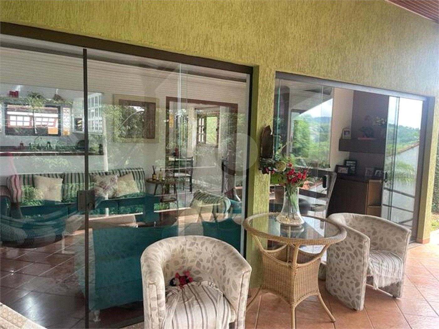 Casa à venda com 3 quartos, sendo 1 suíte, no condomínio Clube de Campo Mairiporã, Mairiporã - SP
