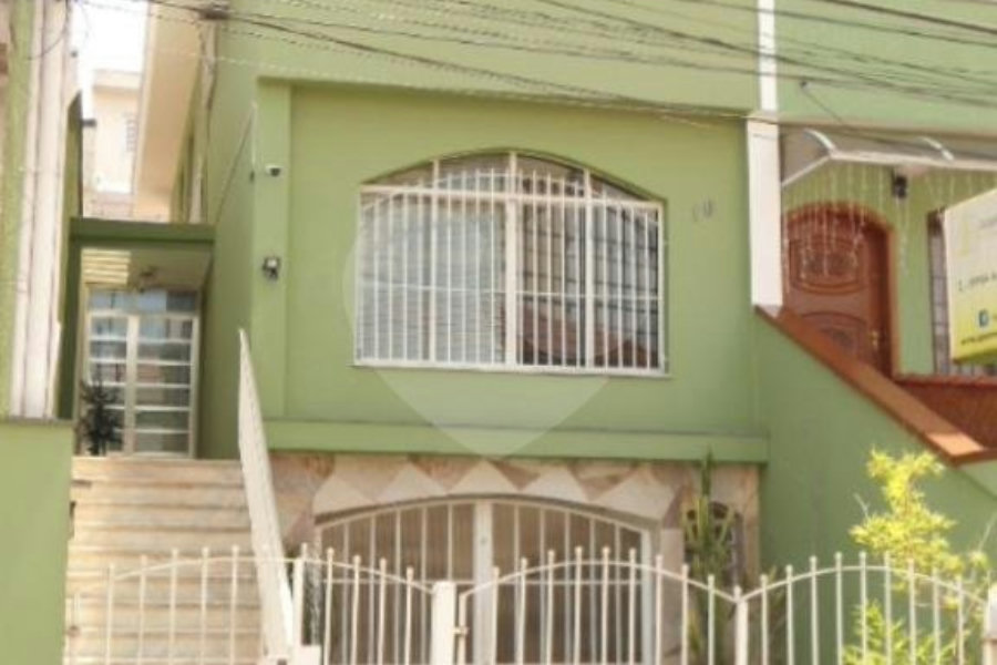 Sobrado à venda com 3 quartos, sendo 1 suíte,  em Parada Inglesa, São Paulo, SP