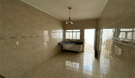 Casa à venda com 2 quartos em Vila Carvalho, Sorocaba, SP
