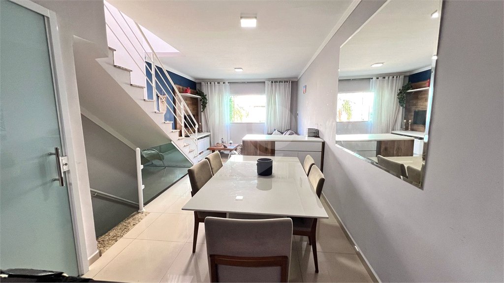Casa à venda com 2 suítes no condomínio Cachoeira do Arari, São Paulo - SP