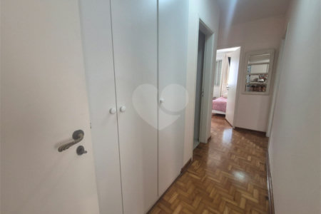Apartamento à venda com 3 quartos, sendo 1 suíte, em Itaim Bibi, São Paulo, SP