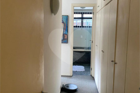 Apartamento à venda com 3 suítes em Vila Andrade, São Paulo, SP