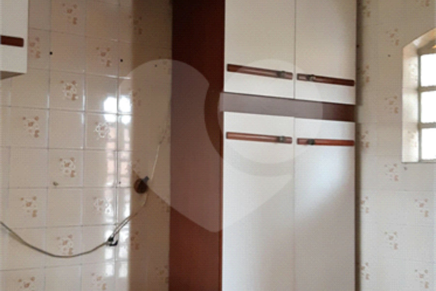Casa à venda com 6 quartos, sendo 1 suíte, em Água Fria, São Paulo, SP