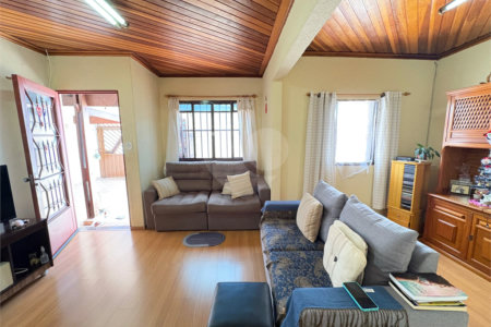 Casa à venda com 2 quartos em Conjunto Habitacional Brás Cubas, Mogi das Cruzes, SP