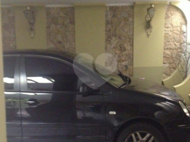 Casa à venda com 4 quartos, sendo 3 suítes,  em Vila Paiva, São Paulo, SP