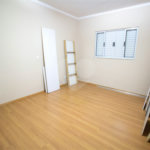Casa à venda com 3 quartos, sendo 1 suíte, no condomínio Vilaregio, São Roque - SP
